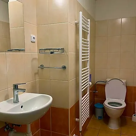 Szálloda M