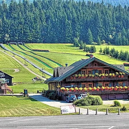 Szálloda M